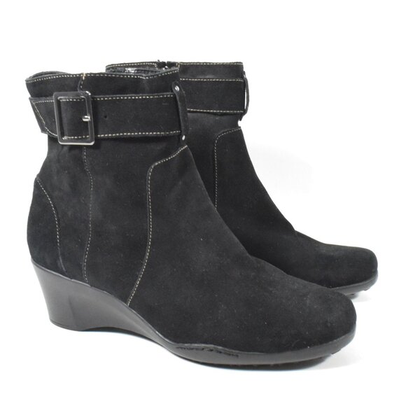 Aerosoles Thunderstorm Black Suede Wedge Buckle Ankle Boots Booties Sz 10M - Picture 1 of 6